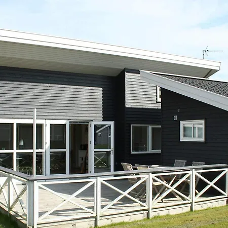Hébergement de vacances 6 Person In Gudhjem